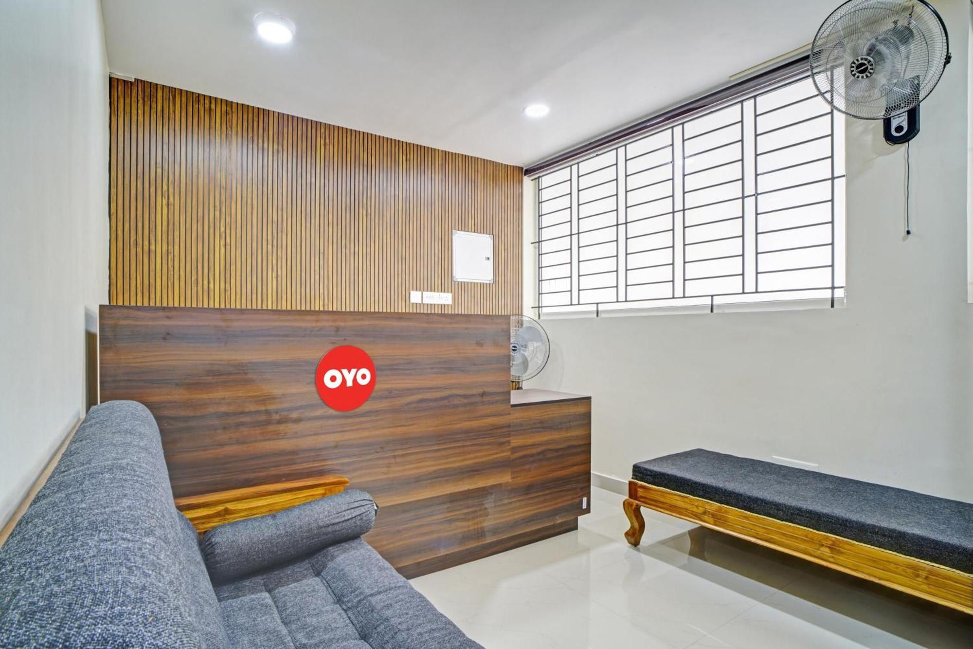 Hotel O Crystal Executive Suites Коччи Экстерьер фото